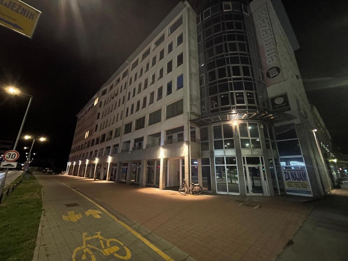 Korzo Osijek 2 Apartment Ngoại thất bức ảnh